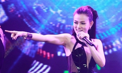 Thu Thủy tái xuất sau khi bí mật kết hôn