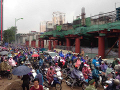 Tai nạn ở dự án đường sắt trên cao: 'Phải khởi tố vụ án để điều tra'