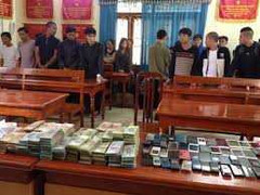 Thuê thuyền đánh bạc trên sông, 52 người bị bắt