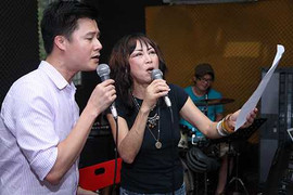 Lê Uyên, Quang Dũng miệt mài tập luyện cho liveshow