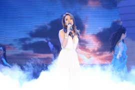 10 tiết mục chứng tỏ Mỹ Tâm hát live cực 'đỉnh'