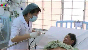 Một phụ nữ 60 tuổi sống sót sau 5 ngày ngã sông