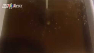 Kinh hoàng nước sinh hoạt của người Thủ đô đen ngòm như mực