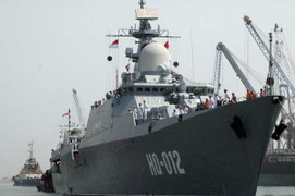 Cảm xúc chiến hạm Việt Nam khi vượt qua đường xích đạo