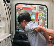 Đề nghị truy tố con nghiện đánh bà nội