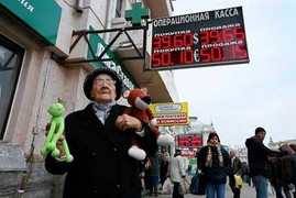 Dân Nga đang cảm nhận tác động của trừng phạt từ Mỹ, EU