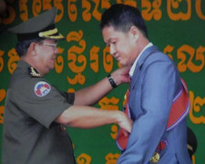 Trung tướng Campuchia nói về 'hai lúa' chế tạo xe bọc thép