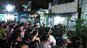 TP.HCM: Phát hiện xác một phụ nữ nằm gục bên vũng máu