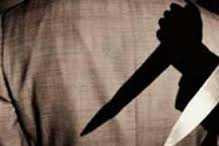 Bị truy bắt, trộm táo tợn đâm trọng thương chủ nhà