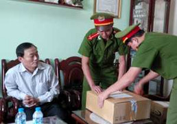 Bắt nguyên Giám đốc công ty Dược vật tư y tế Quảng Nam