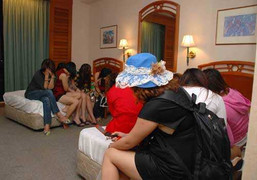 Clip: Giải cứu 4 phụ nữ Việt bị lạm dụng tình dục ở Malaysia