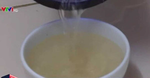 Dân Thủ đô mua nước nhiễm độc với giá 'cắt cổ'