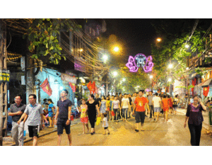 Hà Nội: Dân phố cổ muốn dắt xe về nhà phải có thẻ