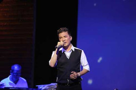 Văn Mai Hương cùng Đàm Vĩnh Hưng hát ủng hộ Duy Nhân