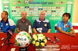 HLV Riedl: 'Thắng Việt Nam là mục tiêu hàng đầu'