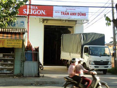 Thu hồi đất, tháo dỡ nhà kho của ông Trần Văn Truyền