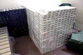 Giấu hơn 100.000 cây thuốc lá lậu trong container