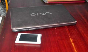 Cặp vợ chồng dàn cảnh đánh rơi vàng để lừa đảo