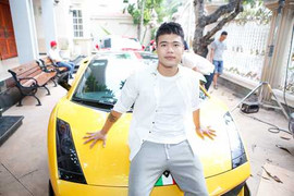 Ngọc Minh Idol dùng siêu xe 20 tỷ làm 'đạo cụ' trong MV