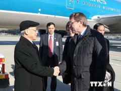 Tổng Bí thư Nguyễn Phú Trọng hội kiến Thủ tướng Nga Medvedev