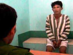 Đi dạo để rình mò cướp tài sản