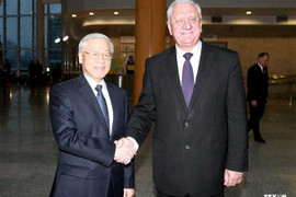 Video: Tổng Bí thư Nguyễn Phú Trọng hội kiến Thủ tướng Belarus