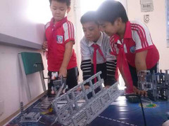 Tiểu học Nam Từ Liêm sẵn sàng cho Robotics Quốc tế 2014