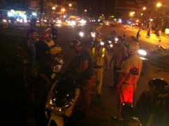 Việt Nam vào bán kết, TP.HCM trấn áp mạnh tay ‘quái xế’