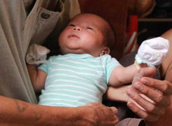 Không thể có con, lập mưu bắt cóc con bạn