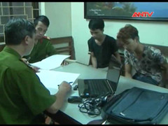 Trên đường tẩu tán xe gian đụng ngay cảnh sát 113