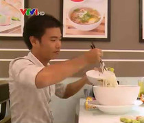 Clip: Ăn một bát phở thưởng 1 triệu đồng