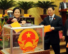 'Nên điều chuyển công tác lãnh đạo 2 lần bị tín nhiệm thấp'