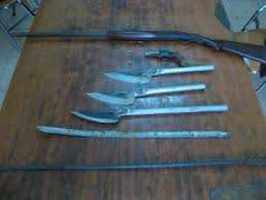 Triệt xóa băng nhóm dùng 'hàng nóng' đòi nợ thuê