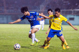 Công Phượng 'nổ súng', HAGL vùi dập Phú Yên