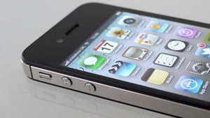 Apple sắp ra mắt iPhone 4 inch mới cho nữ giới?