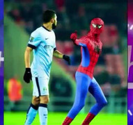 Clip: Người nhện xuất hiện trên sân bóng trù ếm đối thủ