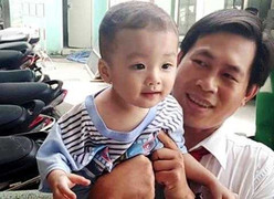 Thông tin mới vụ bé trai 2 tuổi bị bỏ rơi trong taxi