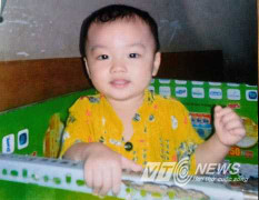 Bé 2 tuổi bị bỏ rơi: Người nhận nuôi tiết lộ gì về mẹ cháu bé?