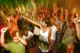 Kiều nữ đi cai nghiện nhớ quán bar, vũ trường