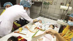 Mang thiết bị y tế dỏm 'đùa giỡn' mạng sống người dân