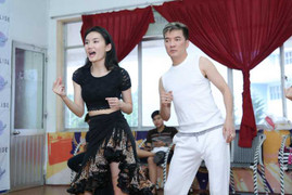 Mr Đàm chăm chỉ tập luyện cho liveshow tiền tỷ