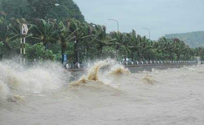 Siêu bão Hagupit vào biển Đông thành cơn bão số 5