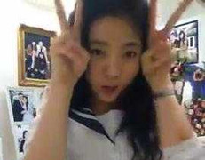 Clip: Đời thường xì-tin của Hoa hậu Nguyễn Cao Kỳ Duyên