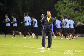 HLV Malaysia: 'Tập kín không phải vì sợ CĐV Việt Nam'