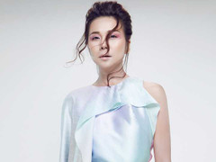 Thanh Hằng đẹp ma mị như bước ra từ thế giới ảo