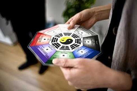 Thầy phong thủy Trung Quốc hành hạ xác chết để trả thù