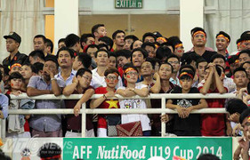 Vé Việt Nam-Malaysia đắt nhất Đông Nam Á