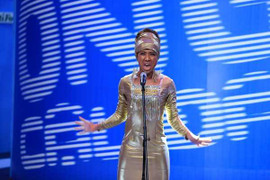 Ơn giời, cậu đây rồi tập 10: Trấn Thành mặc váy bó sát