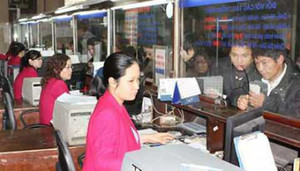 Mua vé tàu qua cò dễ 'mất cả chì lẫn chài'