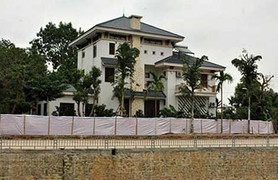 Làm sao chặn cán bộ về hưu giàu bất thường?